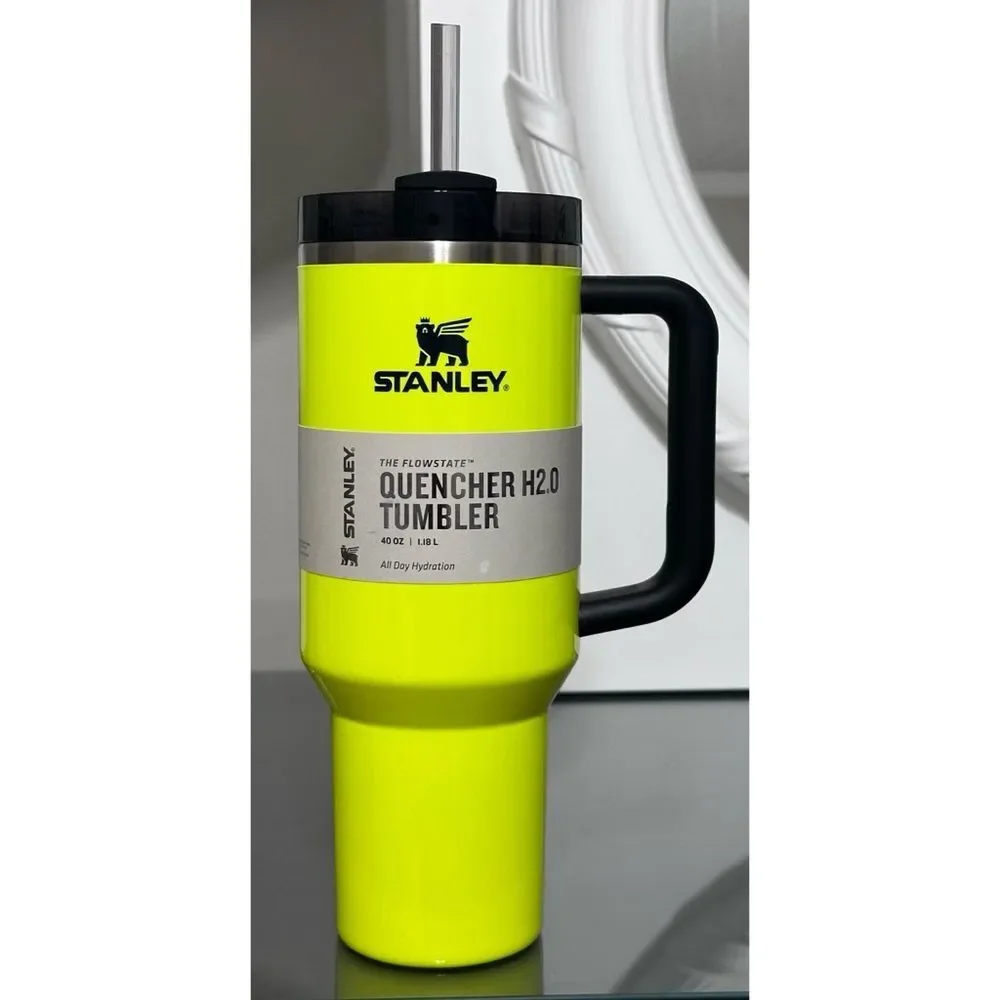 Stanley‎ Quencher H2.0 FlowState 40oz Tumbler, NEON YELLOW - Picture 2 of 5
